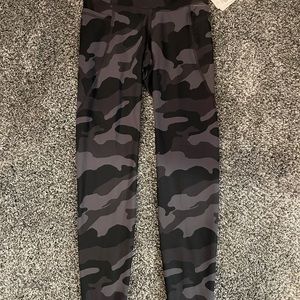 Old Navy Camo Leggings